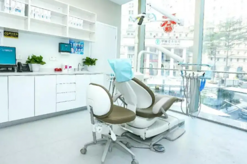 潍坊高新区种植牙医院哪家好？实力前五名的牙科机构如下！牙博士口腔是高人气种牙门诊！