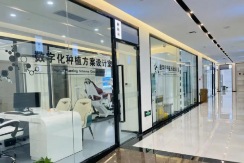 荆州种植牙公立医院排名，荆州市中心医院有完善的口腔种植系统，六家本地医院名单公布！